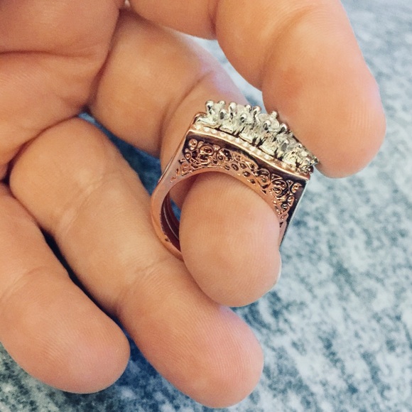 Gold Rose Gold Ring. New! - Picture 6 of 6